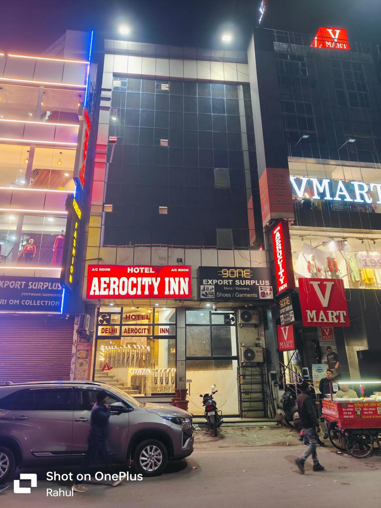 Hotel Delhi Aerocity Inn New Delhi Exterior photo