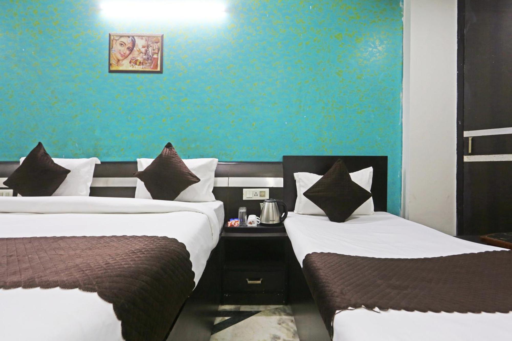 Hotel Delhi Aerocity Inn New Delhi Exterior photo