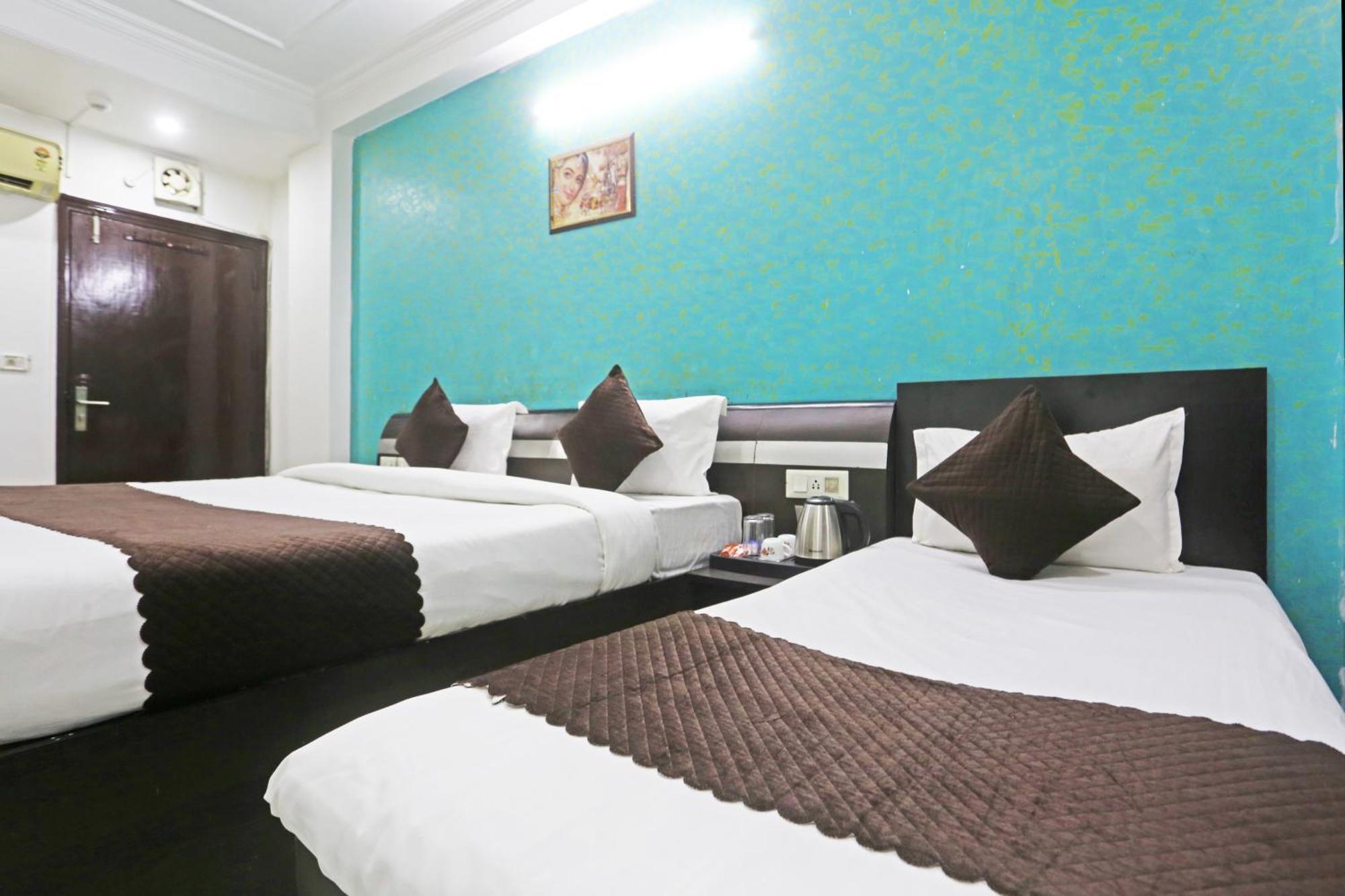 Hotel Delhi Aerocity Inn New Delhi Exterior photo