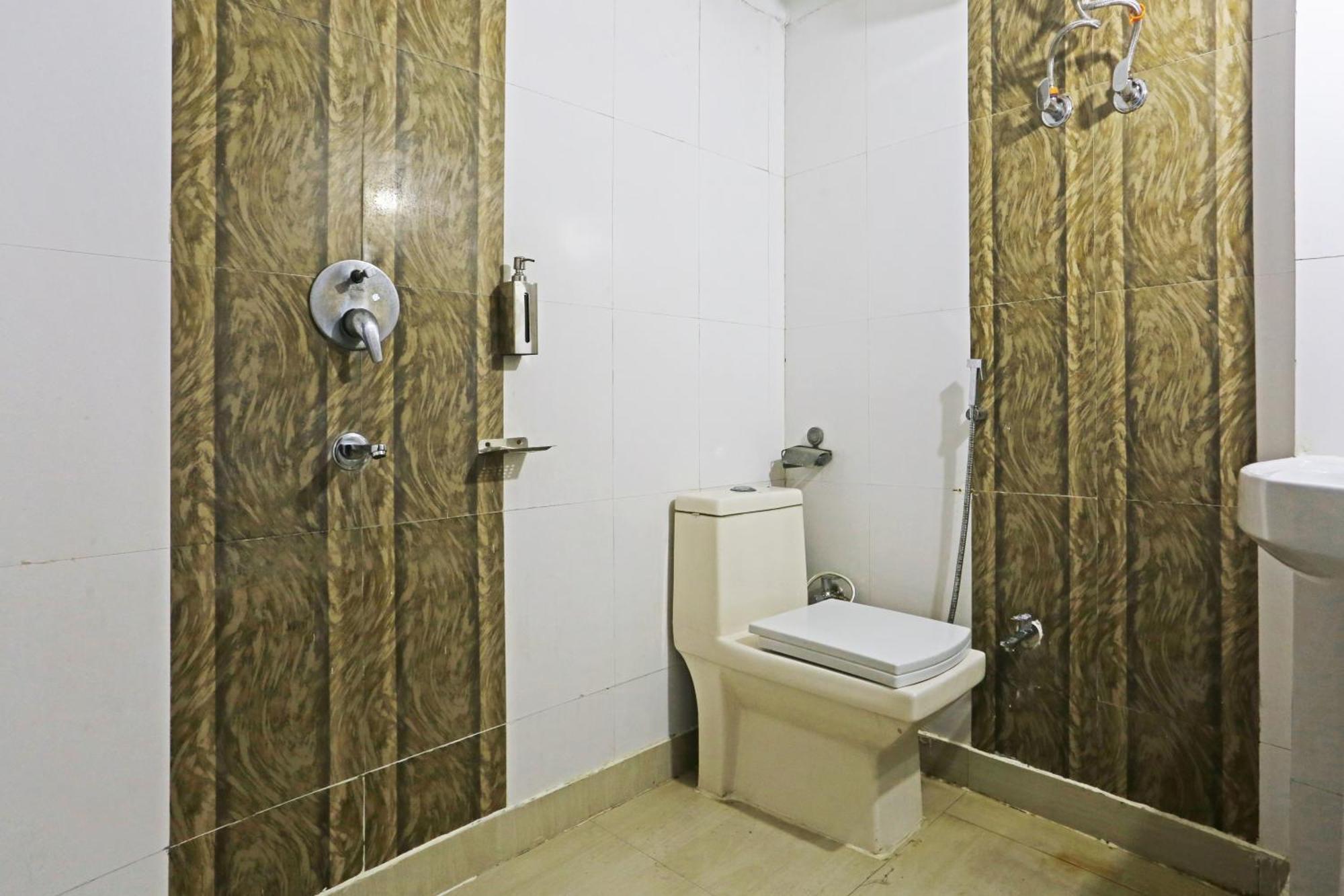 Hotel Delhi Aerocity Inn New Delhi Exterior photo