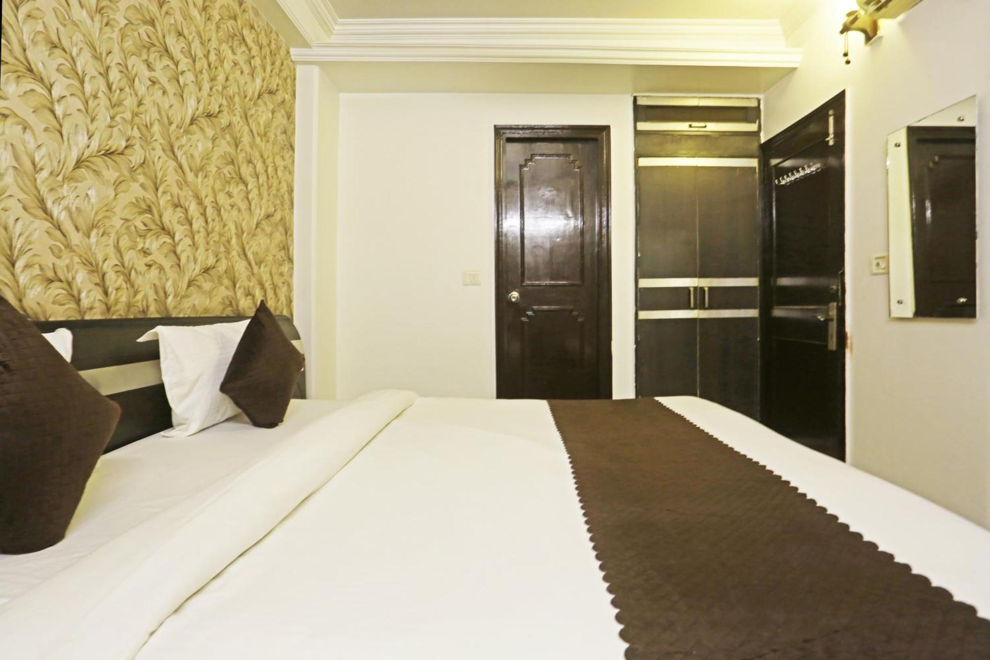 Hotel Delhi Aerocity Inn New Delhi Exterior photo