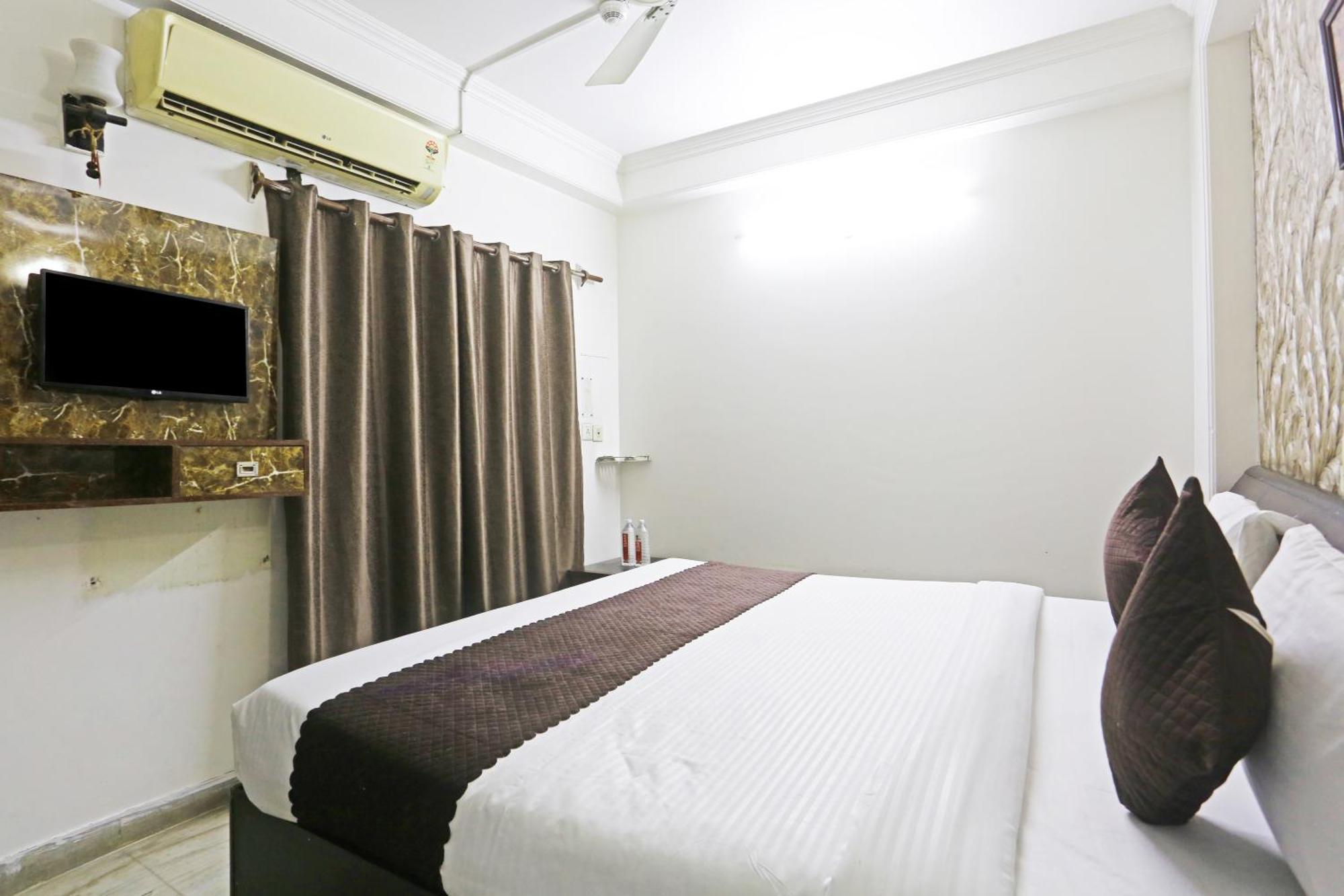 Hotel Delhi Aerocity Inn New Delhi Exterior photo