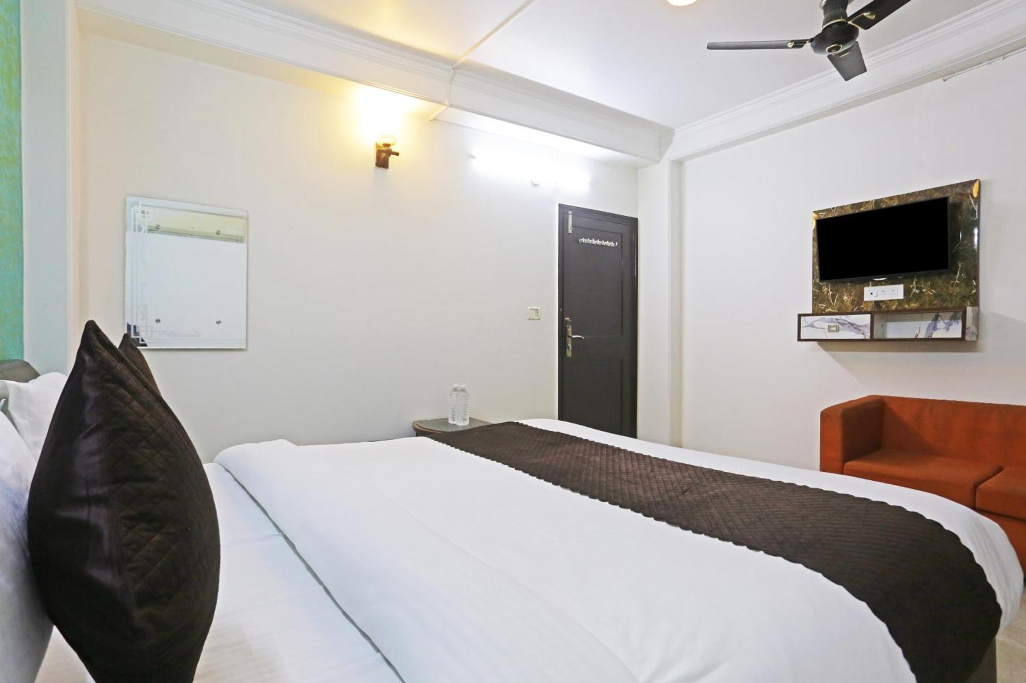 Hotel Delhi Aerocity Inn New Delhi Exterior photo
